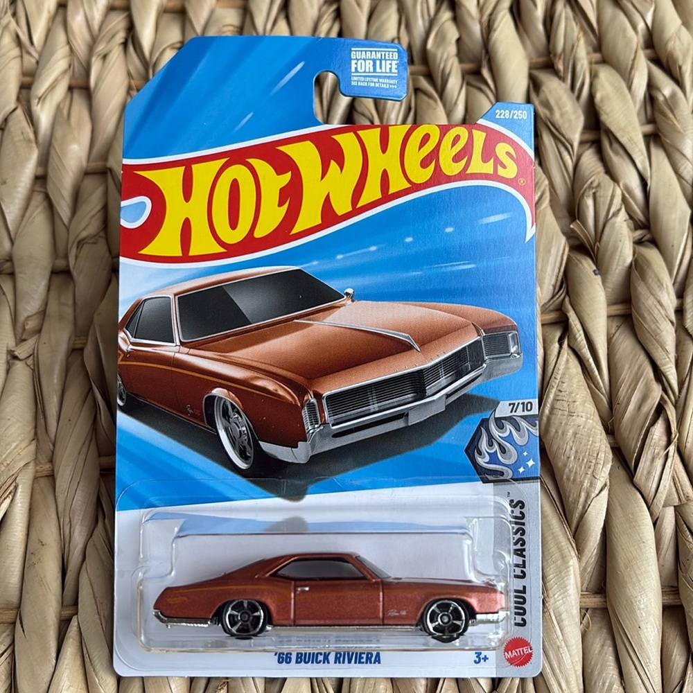 66 Buick Riviera Hot Wheels 1966 Classic Car Hotwheels New 2026